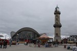 Eisiges Wetter zur Leuchtturmöffnung 2012 in Warnemünde