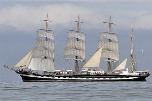 Die Kruzenshtern ist auch bei der Hanse Sail Rostock 2012 wieder dabei