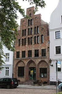 Hausbaumhaus in der Wokrenter Straße