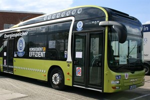 RSAG-Hybridbus im Test