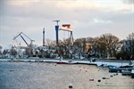 Alter Strom in Warnemünde im Winter