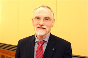 Dr. Ulrich Bauermeister