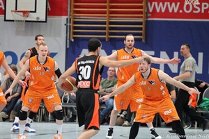 Die EBC Rostock Seawolves unterliegen den Solarto Eagles Magdeburg mit 68:79