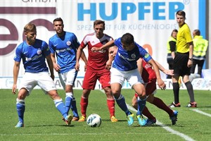 Hansa Rostock startete gegen Holstein Kiel mit sieben Neuzugängen