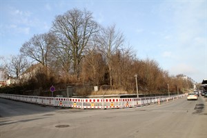 Die Stützmauer in der Lindenstraße/Bahnhofstraße wird erneuert.