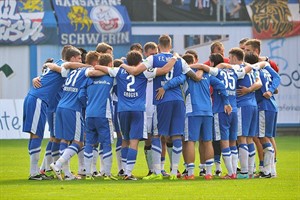 Heimfluch besiegt: Hansa Rostock gewinnt gegen Arminia Bielefeld