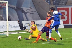 Mit einem Doppelpack in der Nachspielzeit rettet Mustafa Kucukovic der Hansa-Kogge gegen Osnabrück einen Punkt 