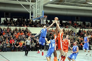 Rostock Seawolves besiegen RSV Eintracht mit 77:70 (46:41), Foto: Thomas Käckenmeister