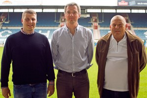 Vorstandsvorsitzender F.C. Hansa Rostock Michael Dahlmann, strategischer Partner Rolf Elgeti, Aufsichtsratsvorsitzender F.C. Hansa Rostock Harald Ahrens (v.l.)