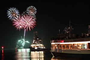 Erste „Rostock Port Party“ des Jahres am 12. Mai 2015 in Warnemünde