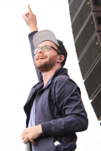 Mark Forster wird auch in diesem Jahr bei stars@NDR2 seine Fans am Strand von Warnemünde begeistern