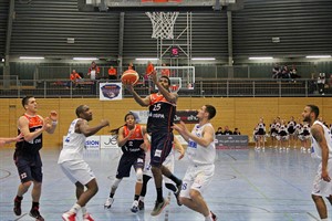 Rostock Seawolves (im Bild: Matt Hunter) unterliegen den VfL AstroStars Bochum (Foto: Thomas Käckenmeister)