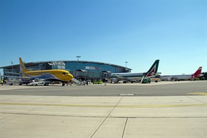 Mit BMI täglich vom Flughafen Rostock-Laage nach Stuttgart (Foto: Archiv)