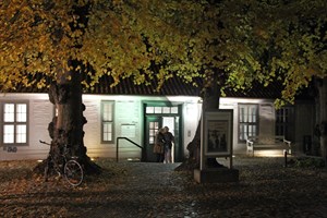 Im Klosterhof wird die Lange Nacht der Museen in Rostock am 28. Oktober 2017 um 18 Uhr eröffnet