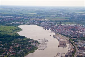 Im Rostocker Stadthafen könnte 2025 die Bundesgartenschau stattfinden, sagt eine Machbarkeitsstudie (Foto: Archiv)