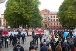 AfD-Aufzug und Gegendemos im Hansaviertel Rostock