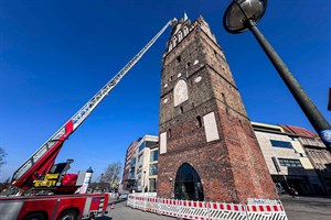 Schäden an der Fassade: Kröpeliner Tor bis auf Weiteres geschlossen (Foto: KOE)